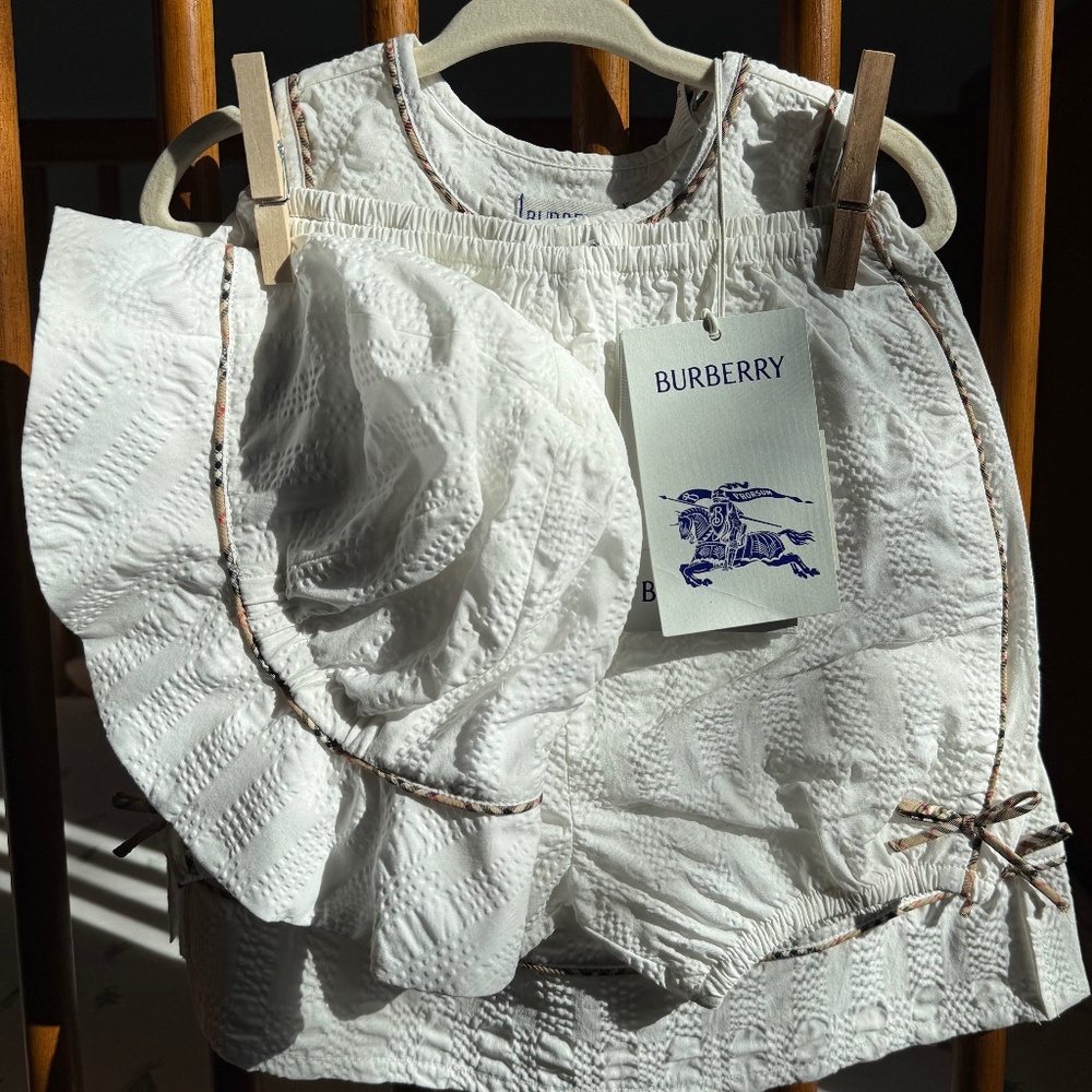 3 piece Burberry baby gift set
